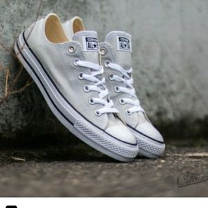 Converse in light gray!! :)